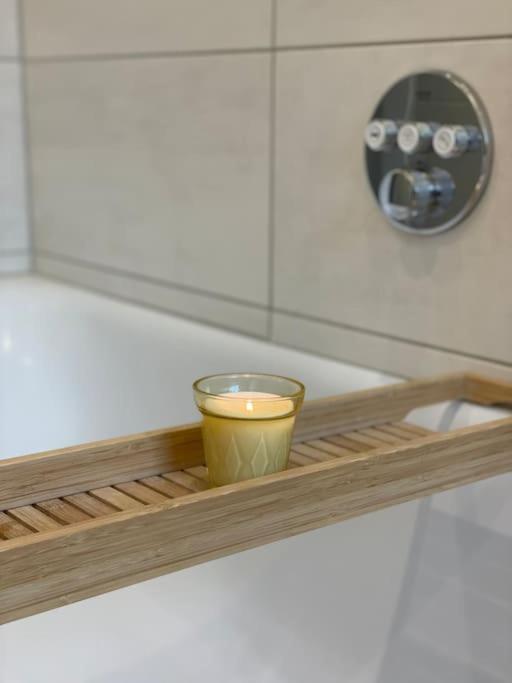 Stadtnah & Chic - Ihringshausen Retreat Apartment