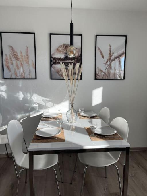 Apartment Stadtnah & Chic - Ihringshausen Retreat Fuldatal